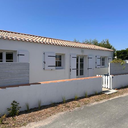 Petite Maison Au Calme, Dans Une Impasse L'Epine  Esterno foto